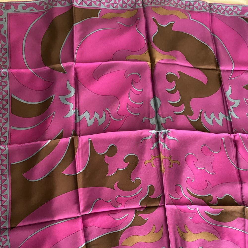 Emilio Pucci - Beautiful 100% Silk Scarf